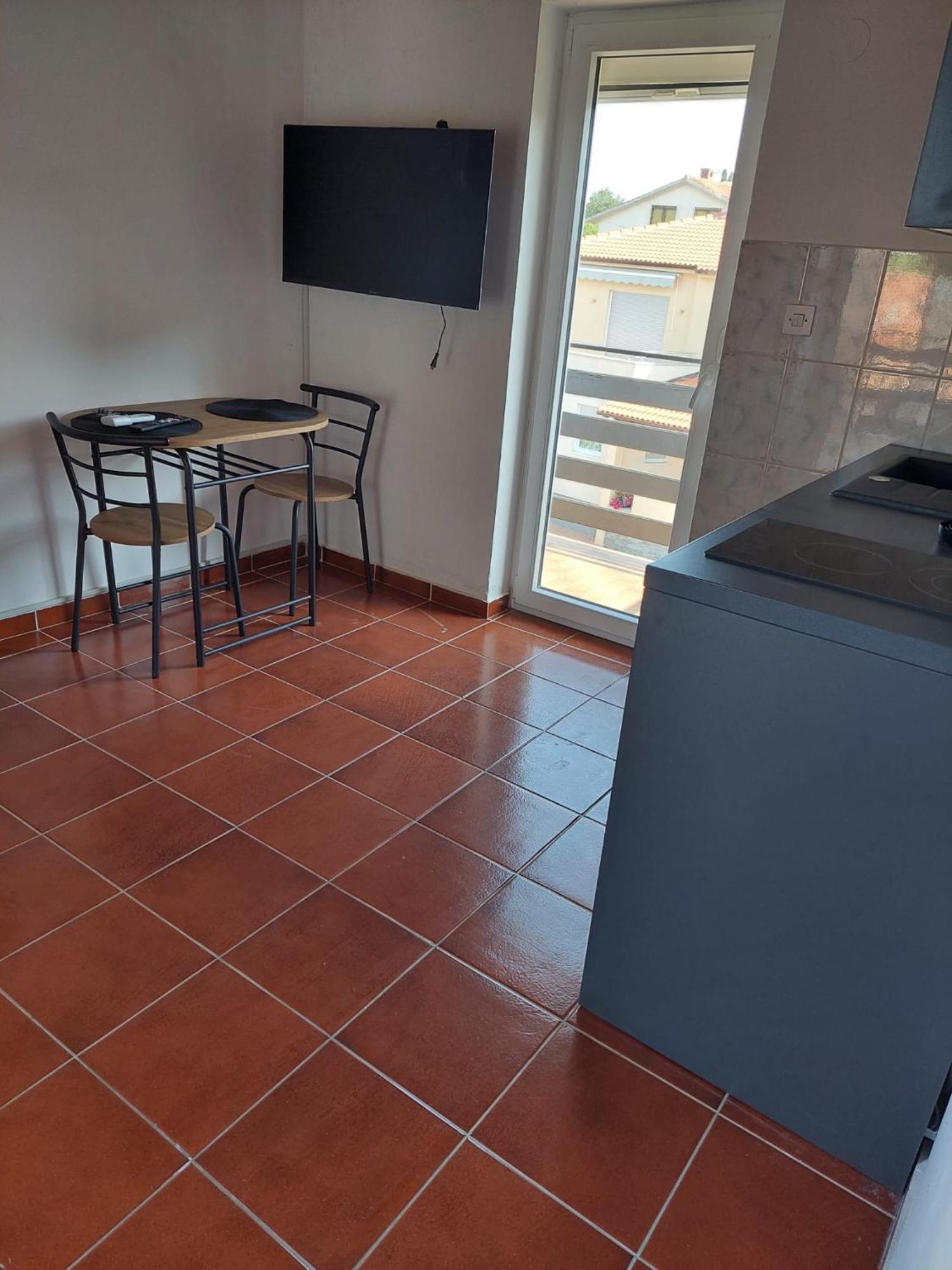 Apartmani Suhi Brod Medulin Exterior photo